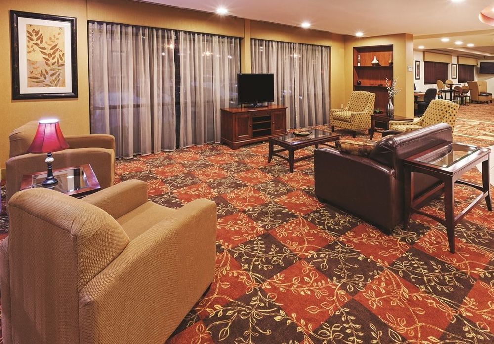 La Quinta By Wyndham Hotel