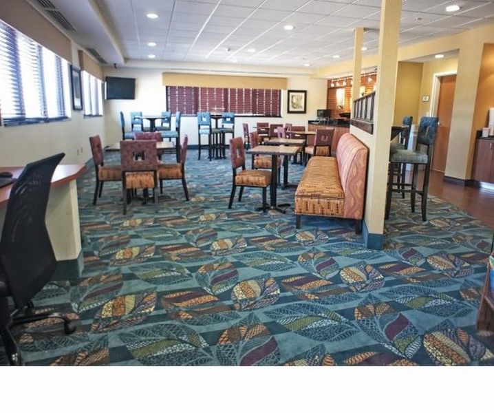 La Quinta By Wyndham Edmond